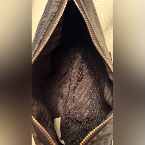 Steve Madden Black and Gray Women's Crossbody Bag - Picture 3 of 3